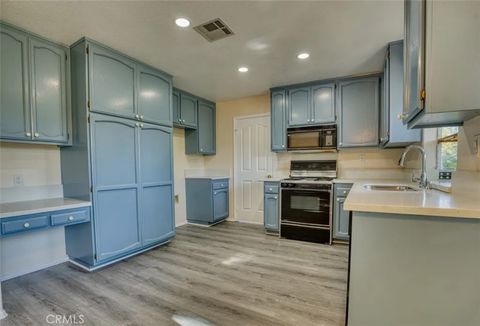 Tiny photo for 43954 Blue Sky Court, Los Angeles, CA 93536 (MLS # SR25246975)