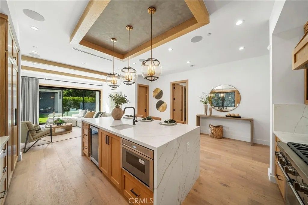 Photo of 4765 Lemona Avenue, Sherman Oaks, CA 91403 (MLS # WS26077196)