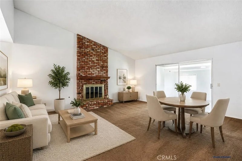 9136 Dumond Drive
