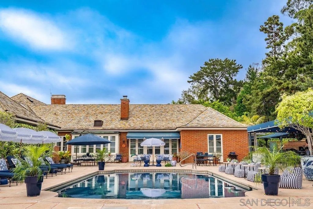 Photo of 7007 Country Club Drive, La Jolla, CA 92037 (MLS # 260023626)