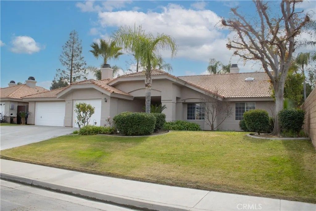 Photo of 13813 Toluca Drive, Bakersfield, CA 93314 (MLS # NS26002812)