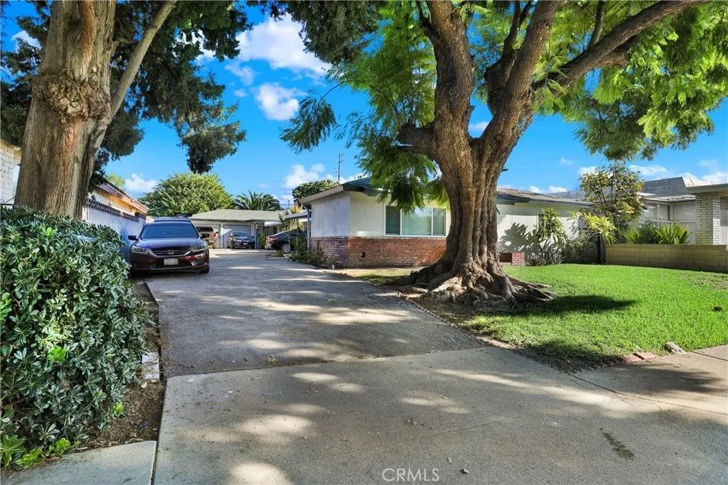 Photo of 291 W Artesia Street, Pomona, CA 91768 (MLS # OC26013362)