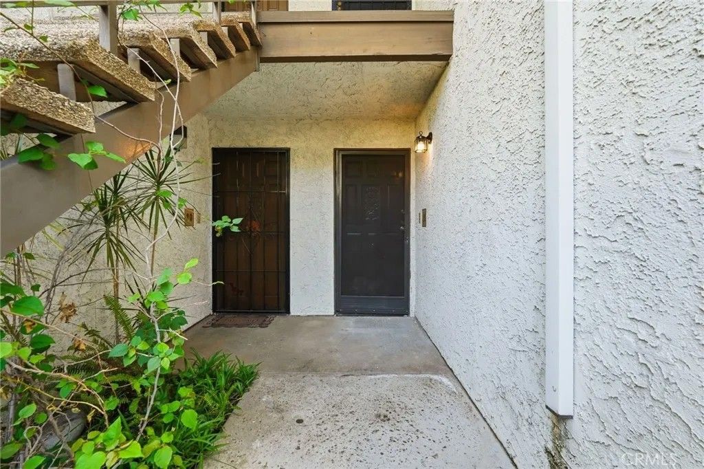 Photo of 15511 Sherman Way #19, Van Nuys, CA 91406 (MLS # SR25269881)