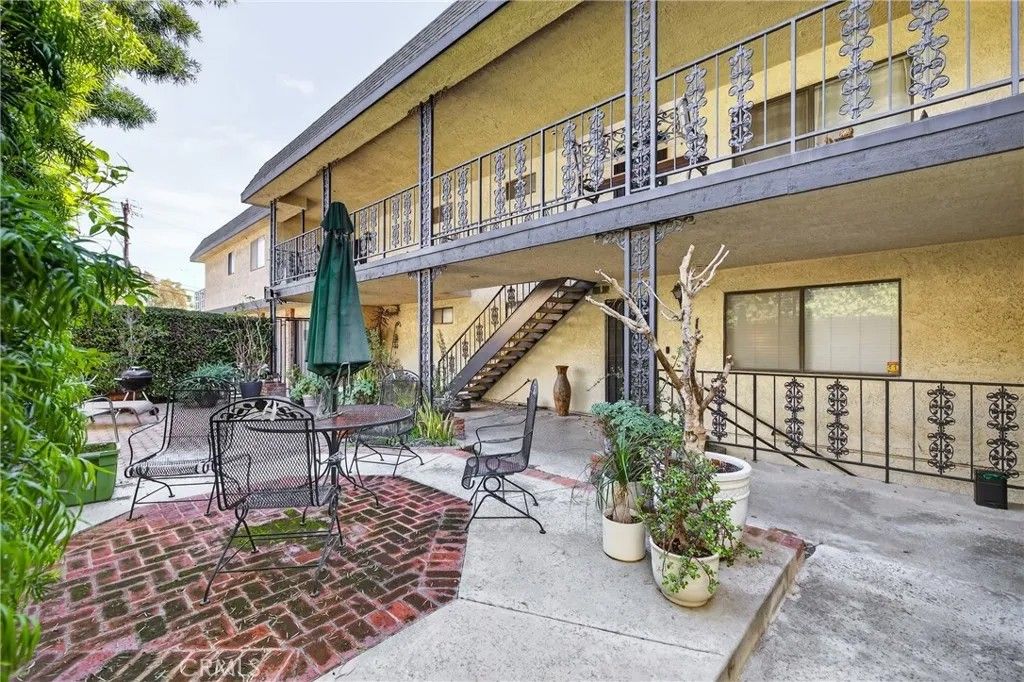 Photo of 2115 Ohio Ave, Signal Hill, CA 90755 (MLS # PW26048138)