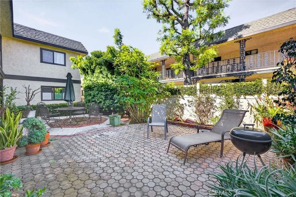 Photo of 2115 Ohio Ave, Signal Hill, CA 90755 (MLS # PW26048138)