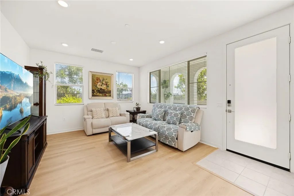 3620 E Peckham Paseo 1