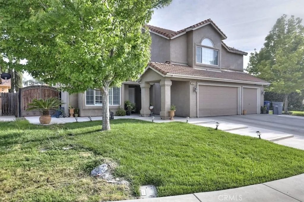 Photo of 1977 Stocking ST, Dos Palos, CA 93620 (MLS # MC26104783)
