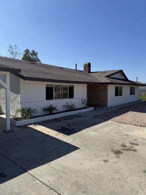 11927 Keys Creek Rd Valley Center CA 92082