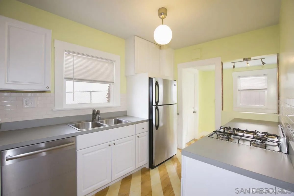 3143-47 30th St.