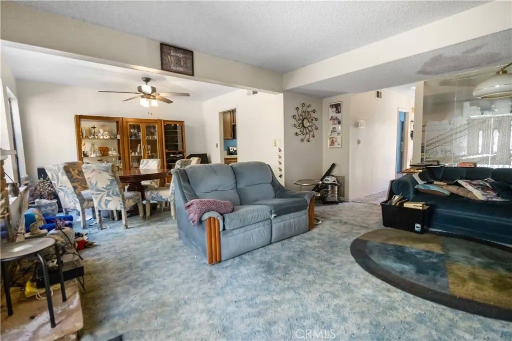 Photo of 9024 Willis Ave, Panorama City, CA 91402 (MLS # SR26059960)