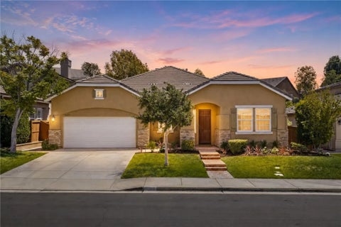Photo of 34019 Galleron ST, Temecula, CA 92592 (MLS # SW26171377)