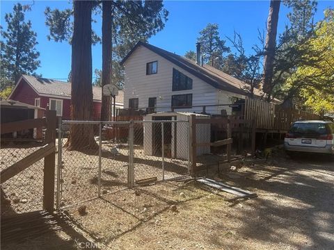 Tiny photo for 479 Holmes Ln, Sugarloaf, CA 92386 (MLS # OC25239940)