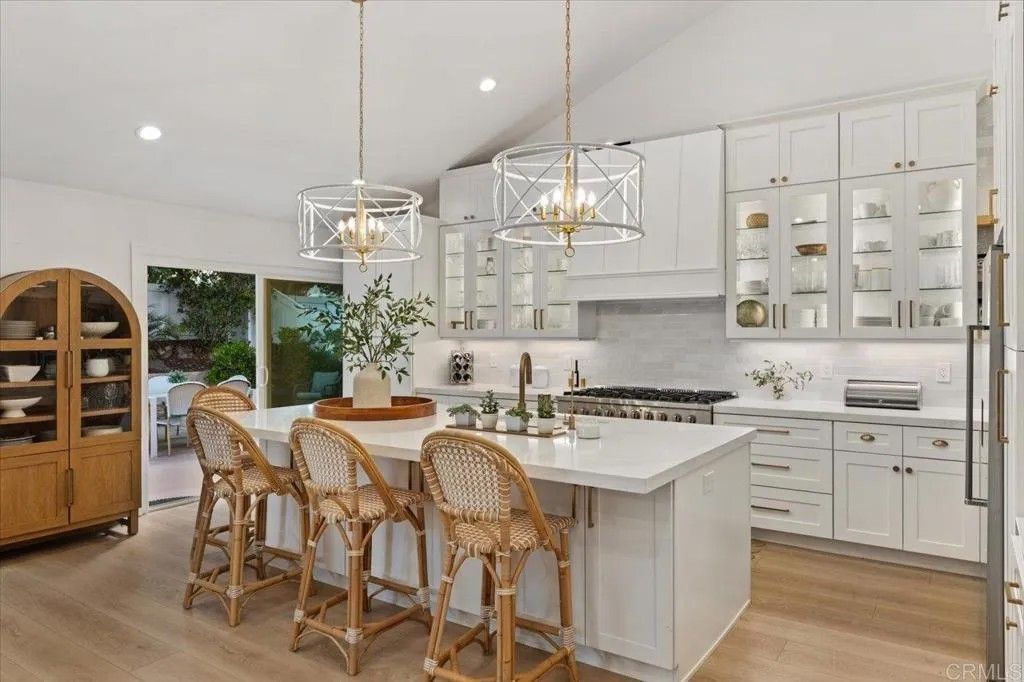 Photo of 1218 Via Apuesto, San Marcos, CA 92078 (MLS # NDP2509851)