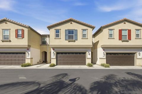Photo of 517 Pinedale St, Vista, CA 92081 (MLS # 260002221)