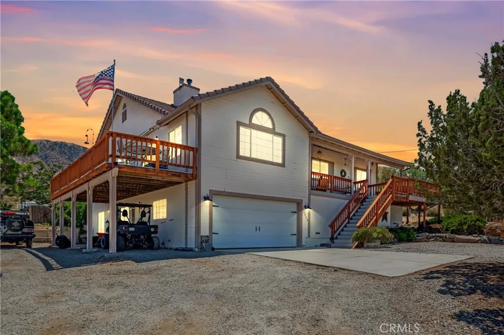 11720 Honeybee Lane