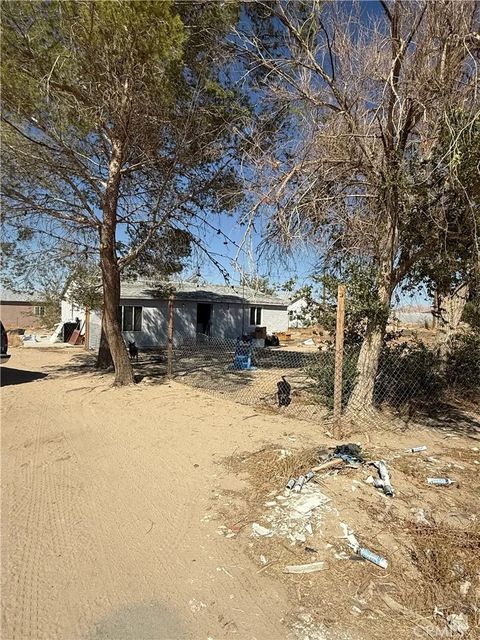 Tiny photo for 34774 Old Woman Springs, Lucerne Valley, CA 92356 (MLS # SW25244587)
