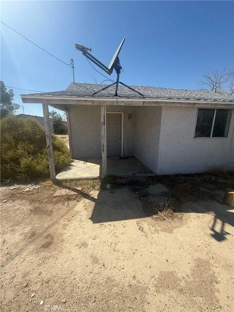 Tiny photo for 34774 Old Woman Springs, Lucerne Valley, CA 92356 (MLS # SW25244587)