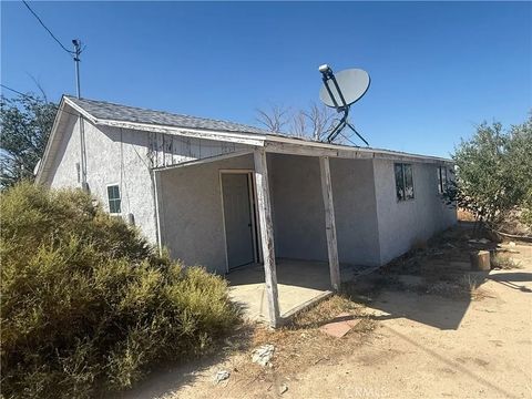 Tiny photo for 34774 Old Woman Springs, Lucerne Valley, CA 92356 (MLS # SW25244587)