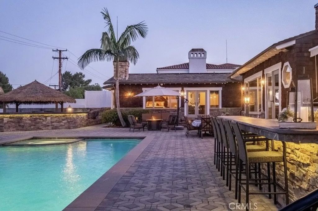 Photo of 16 Saddle Rd, Rancho Palos Verdes, CA 90275 (MLS # PV26078779)