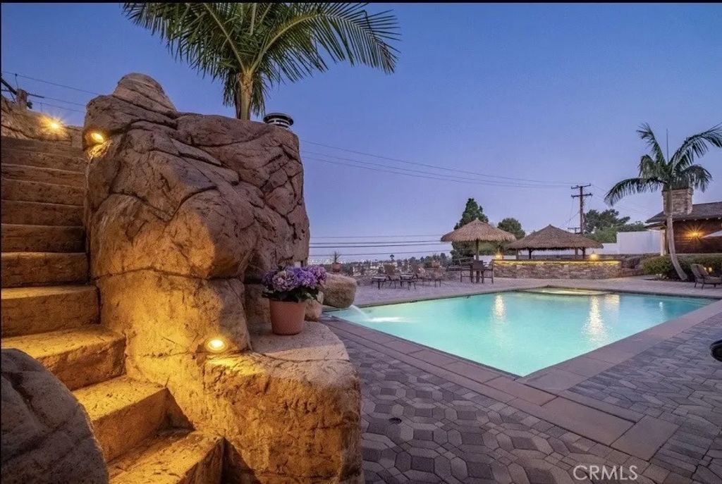 Photo of 16 Saddle Rd, Rancho Palos Verdes, CA 90275 (MLS # PV26078779)