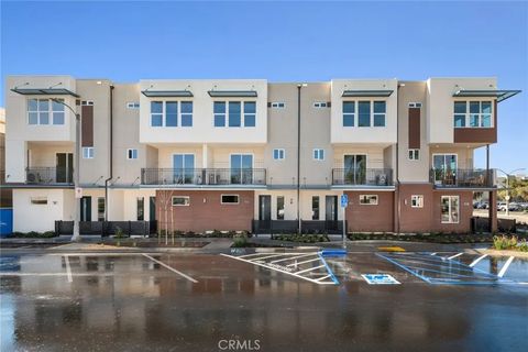 Photo of 415 S Eleanor Street, Pomona, CA 91766 (MLS # OC26042945)