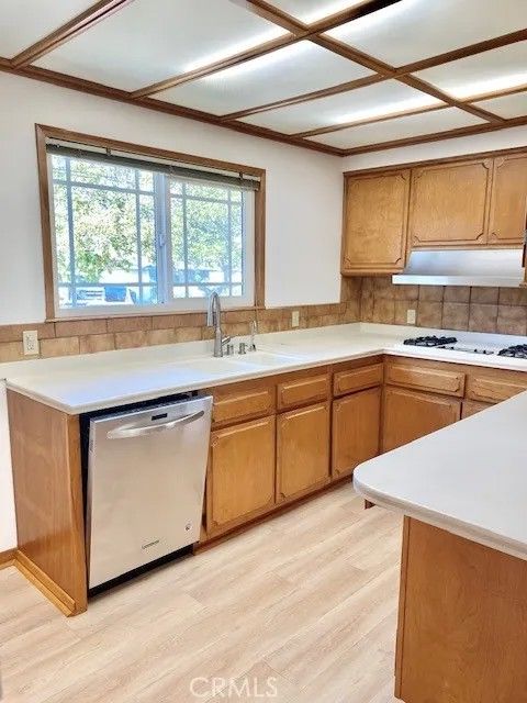 Tiny photo for 18220 Patronella Avenue, Torrance, CA 90504 (MLS # SB25249145)