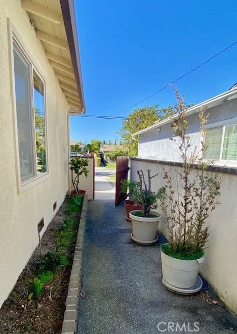 Tiny photo for 18220 Patronella Avenue, Torrance, CA 90504 (MLS # SB25249145)