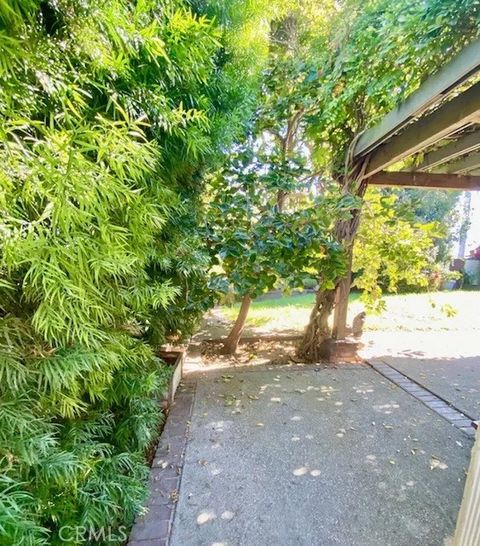 Tiny photo for 18220 Patronella Avenue, Torrance, CA 90504 (MLS # SB25249145)