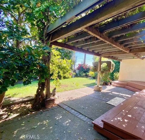 Tiny photo for 18220 Patronella Avenue, Torrance, CA 90504 (MLS # SB25249145)