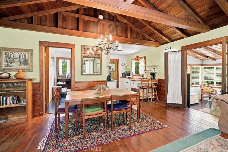 15590 Mesa
