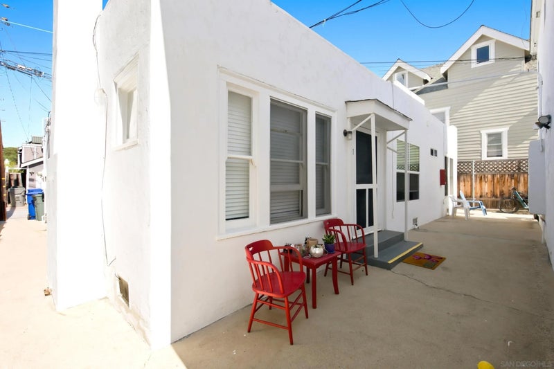 728 G Ave