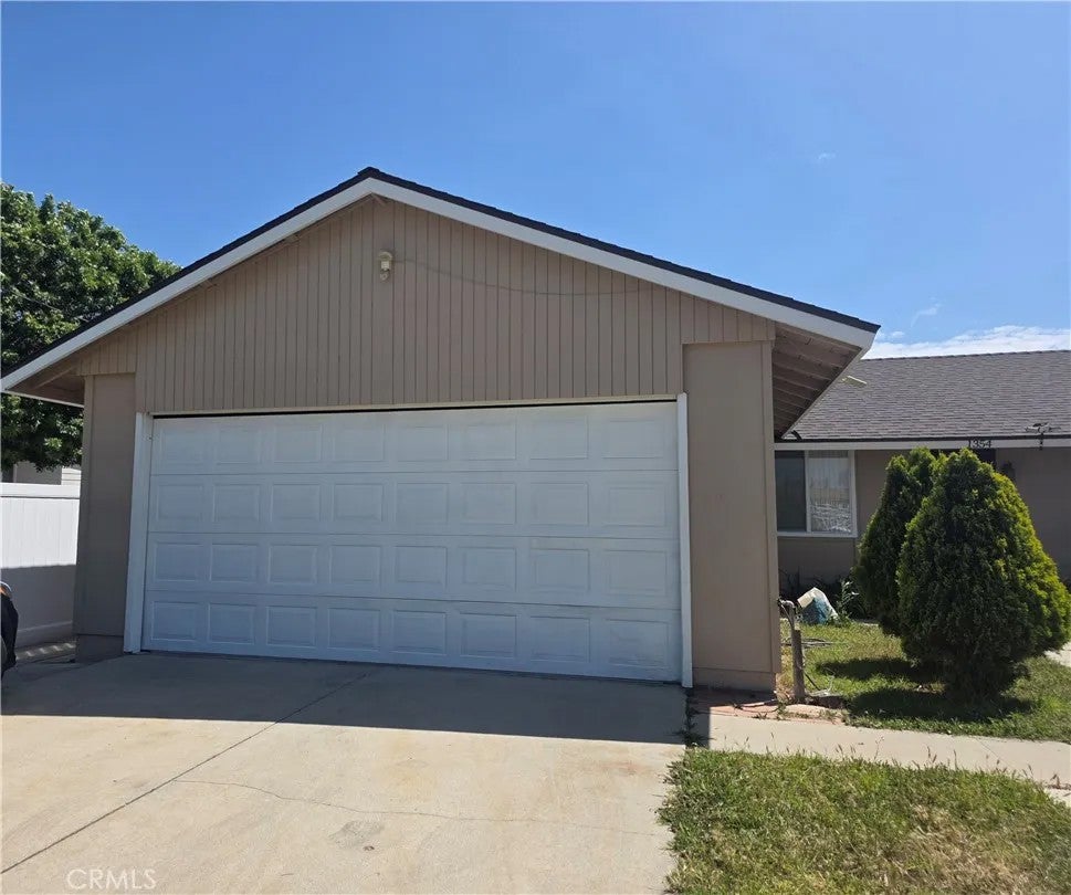 Photo of 1354 Pleasant View, Corona, CA 92882 (MLS # PW26086168)