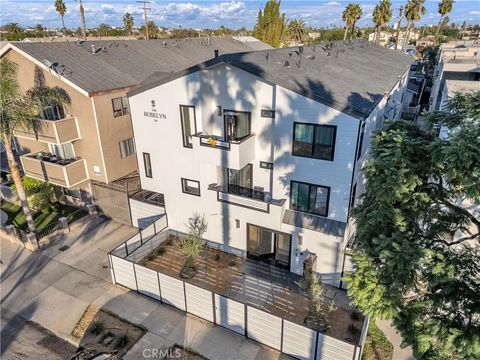 736 Rose Long Beach CA 90813