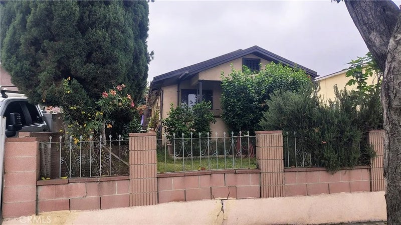 4225 Folsom