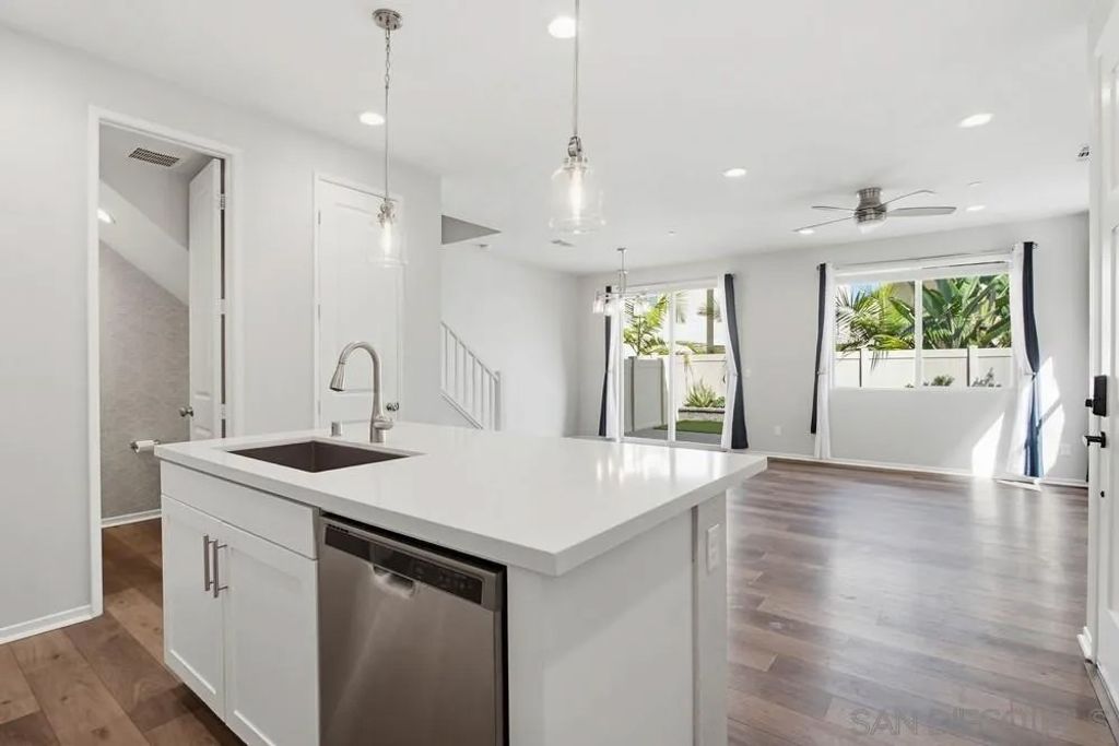 Photo of 1162 Via Sandia, Oceanside, CA 92056 (MLS # 260005152)