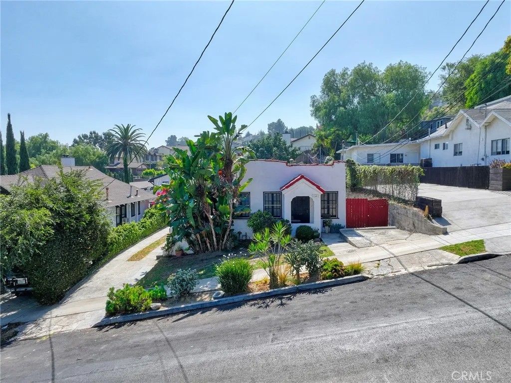 Photo of 2258 Duane, Los Angeles, CA 90039 (MLS # PF26031761)