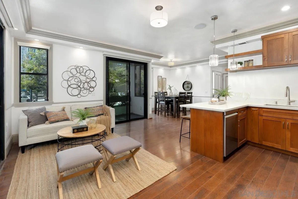 701 Kettner 1