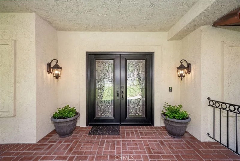 10929 Wilderness Drive