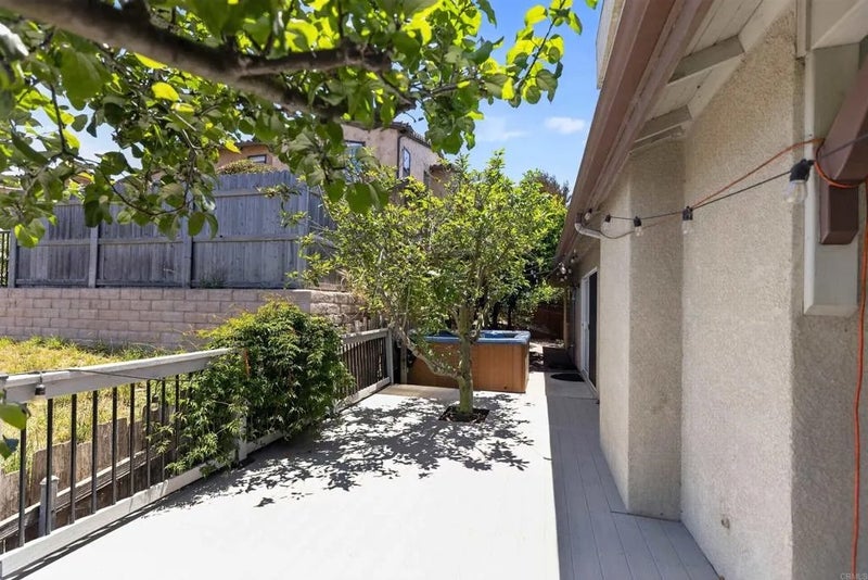 135 Elvira Way