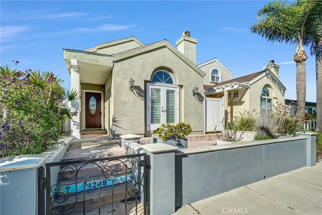1209 Huntington Street