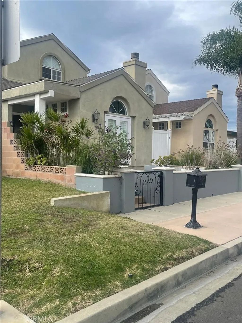 Photo of 1209 Huntington Street, Huntington Beach, CA 92648 (MLS # PW25265837)