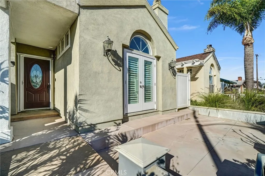 1209 Huntington Street