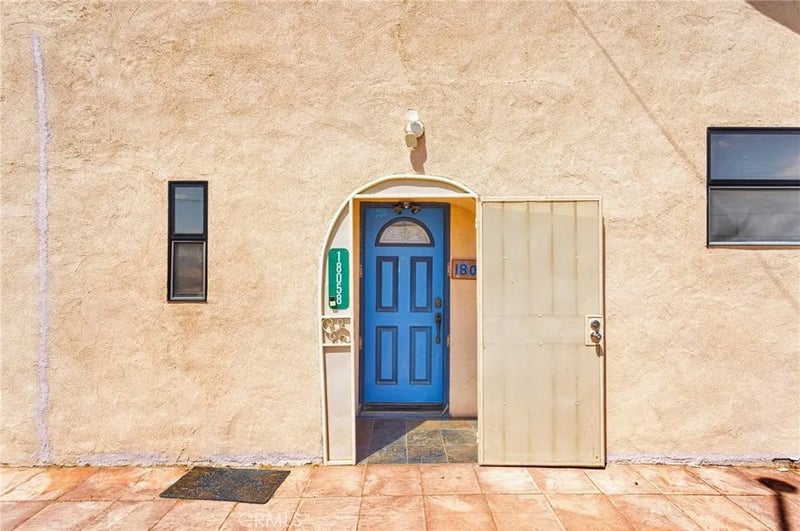 18058 Jonathan Street