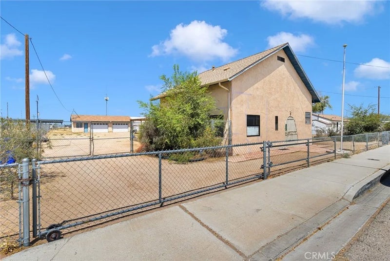 18058 Jonathan Street