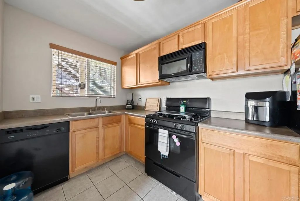 320 J Avenue 74
