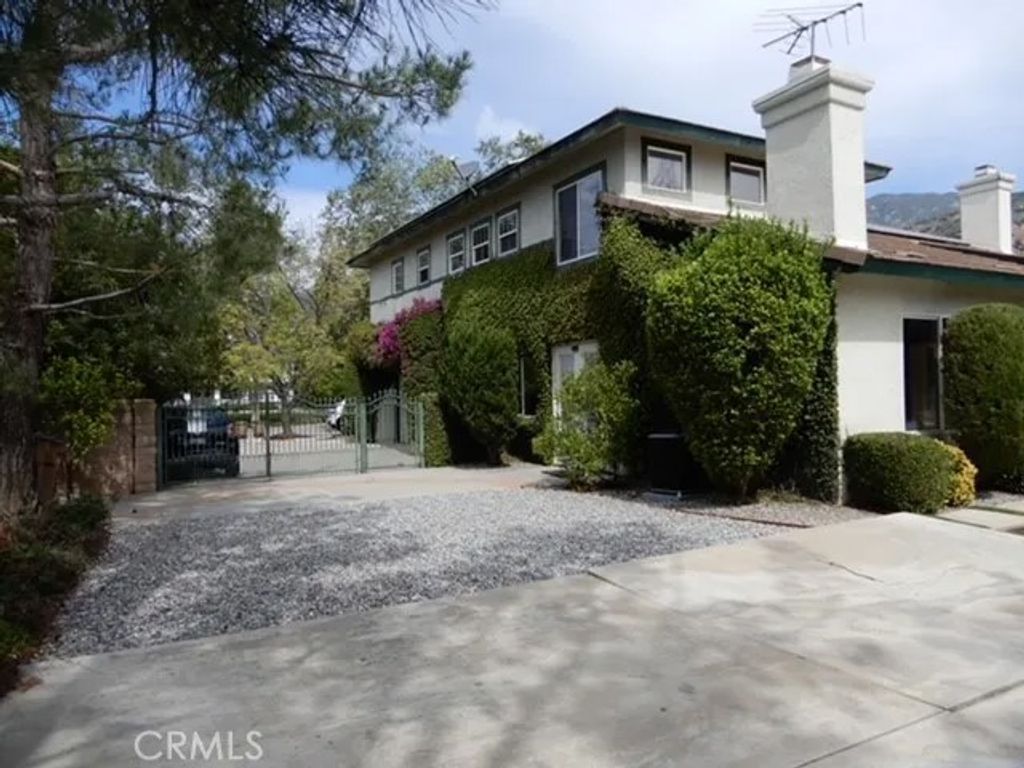 Photo of 1050 Fuller Drive, Claremont, CA 91711 (MLS # CV26074656)