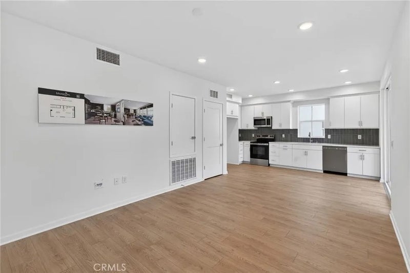 457 Paradiso Place
