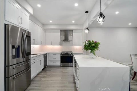 Tiny photo for 5216 Yarmouth Avenue #307, Encino, CA 91316 (MLS # SR26198323)