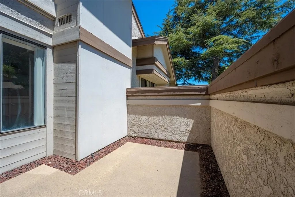1210 Cobblestone Lane