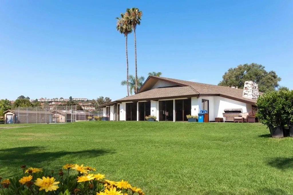 Photo of 1554 Via Brisa Del Lago, San Marcos, CA 92078 (MLS # NDP2602933)